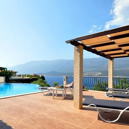 Alis Villa *